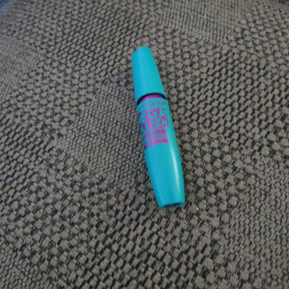 Maybelline New York mascara